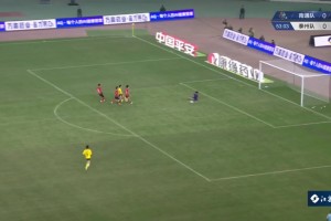 下地真快啊！南通門將趙東旭神撲力保城門不失??