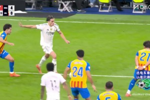 太逆天了！卡雷拉斯不講理世界波破死角，兩位解說(shuō)驚呆了