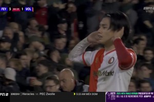 頭頂腳踢！日本球星上田綺世荷甲雙響！13球領(lǐng)跑射手榜！