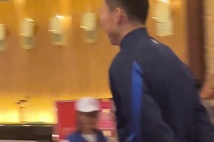 勁敵見面！哈哈哈哈哈