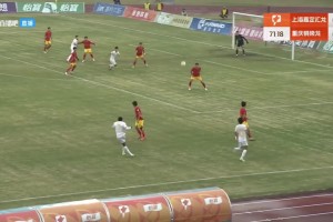 銅梁龍打破僵局！隊友傳中給向余望沒頂著，卡里略二點頭球破門！