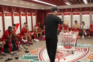 教父！回顧克洛普最后一次更衣室賽后演講：天空才是你們的極限！