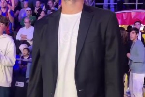 阿莫林賽后發(fā)布會(huì)：我擔(dān)心舍什科的傷勢(shì)，下半場(chǎng)我們踢得太松懈！