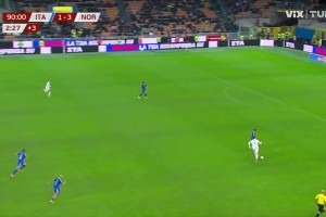 2分鐘2球！巴斯托尼傳球失誤，哈蘭德禁區(qū)內(nèi)包抄破門