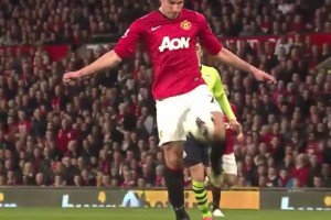 回味經(jīng)典，范佩西的這一進球令無數(shù)球迷難忘