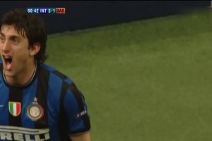 穆帥神作！2010年歐冠國米3-1掀翻巔峰巴薩，被稱為地球保衛(wèi)戰(zhàn)