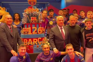 底蘊！巴薩更衣室慶祝126周年紀念日