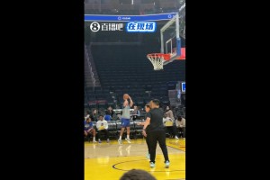 老子也是庫里！老哥沒法比賽 塞斯-庫里迎來勇士賽季首秀！