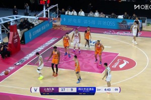 ??NBA蓋帽王降維打擊！懷特塞德大帽CBA榜眼，觀感太兇殘了！