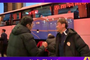 老甲A齊聚！楊晨、徐陽(yáng)等老國(guó)腳現(xiàn)身傳承足球明星聯(lián)賽，好多熟面孔